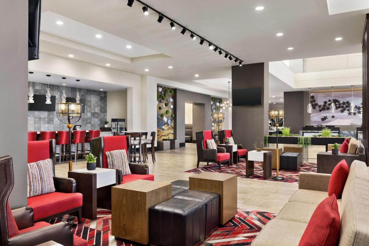 Embassy Suites By Hilton Round Rock Bagian luar foto