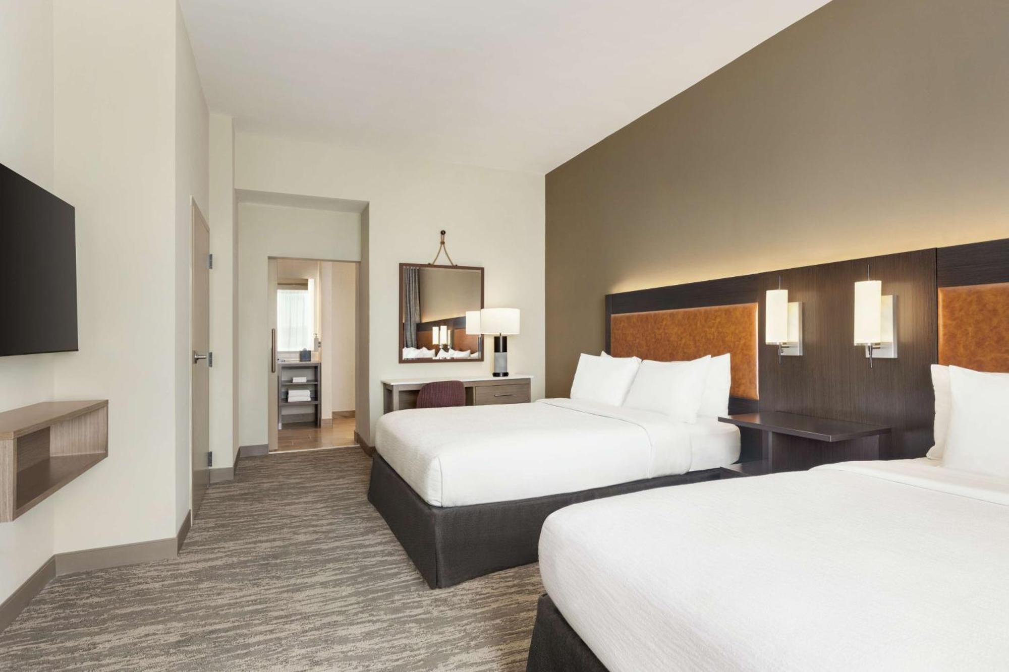 Embassy Suites By Hilton Round Rock Bagian luar foto