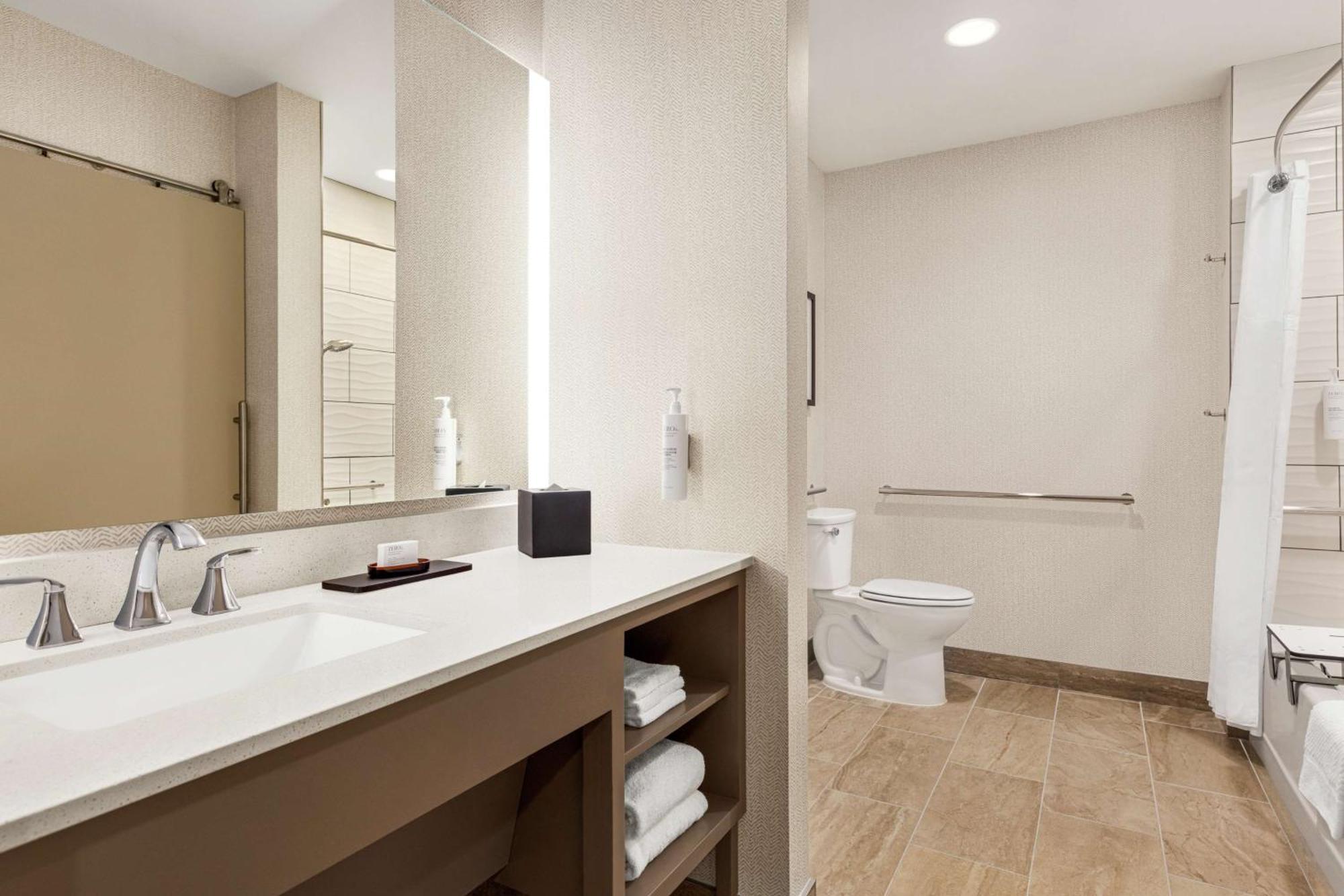 Embassy Suites By Hilton Round Rock Bagian luar foto